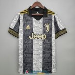 Camiseta Juventus Moschino Concept Design 2021/2022